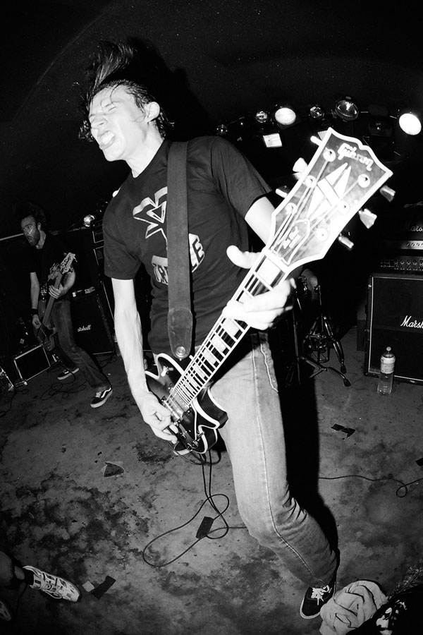 Cedric of Rise and Fall band live