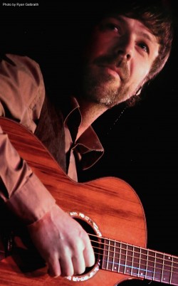 Paul Richards of California Guitar Trio Live