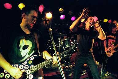DRI punkk band live