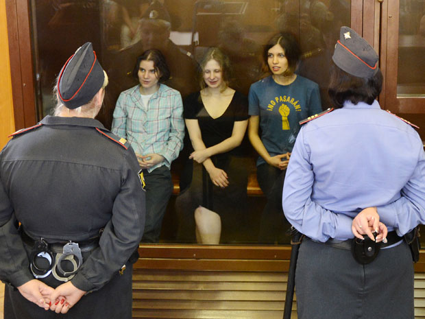 Pussy Riot - Caged in Moscow Pussy Riot - Caged in Moscow