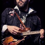 Revival-Tour-2013-Joe-Ginsberg-band-044