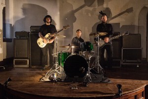 coliseum-band-02