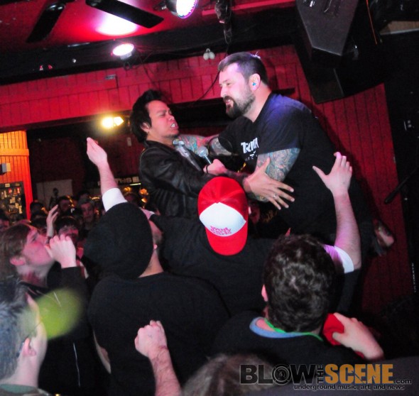 All-Pigs-Must-Die-band