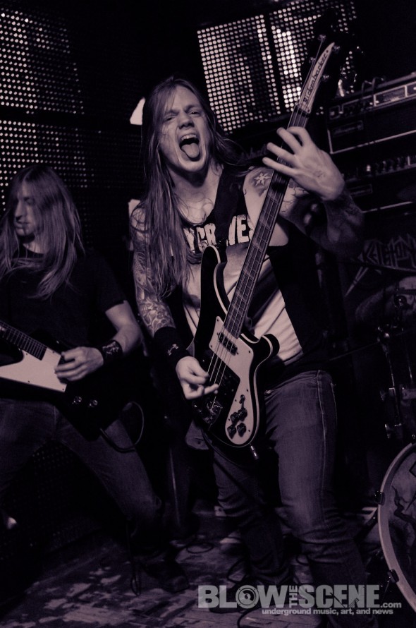 Skeletonwitch-band-049