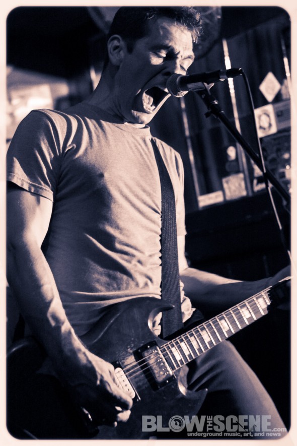 Redhare-band-034