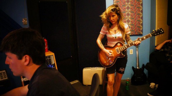laura-pleasants-in-jam-room-studio