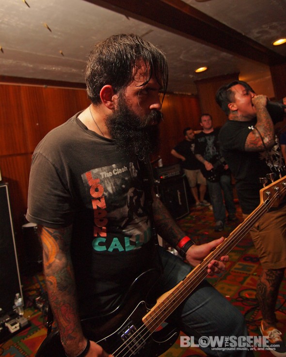 reign-supreme-band-10