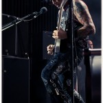 Five-Finger-Death-Punch-Mayhem-Fest-2013-band-0320