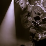 Five-Finger-Death-Punch-Mayhem-Fest-2013-band-0322