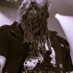 Five-Finger-Death-Punch-Mayhem-Fest-2013-band-0334