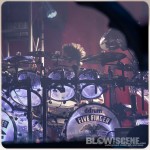 Five-Finger-Death-Punch-Mayhem-Fest-2013-band-0339