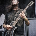 Motionless-In-White-Mayhem-Fest-2013-band-0103