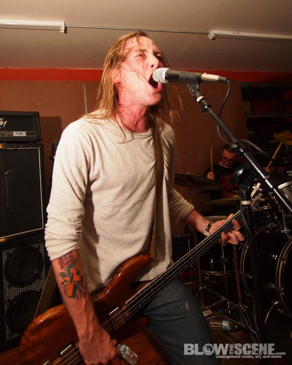 dead-in-the-dirt-band-3