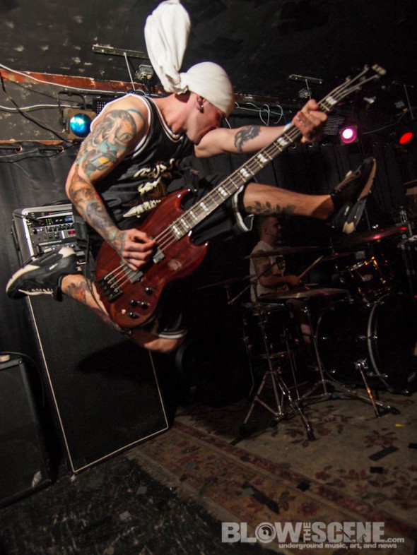 death-before-dishonor-band-6