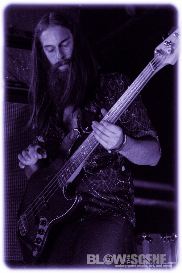 Black-Pussy-band-009