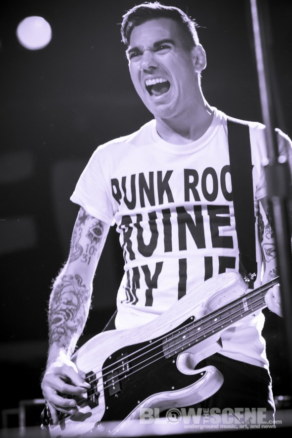 Anti-Flag-band-026