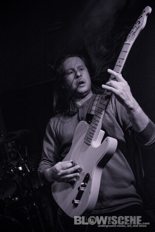 Tombs-band-049