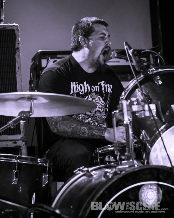 SADGIQACEA-band-007-2