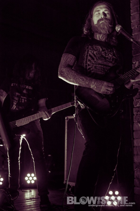 the-Atlas-Moth-band-026