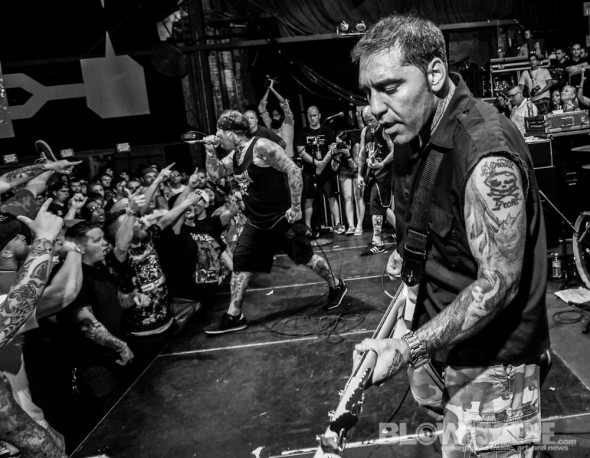 agnostic-front-this-is-hardcore-2014-friday-16