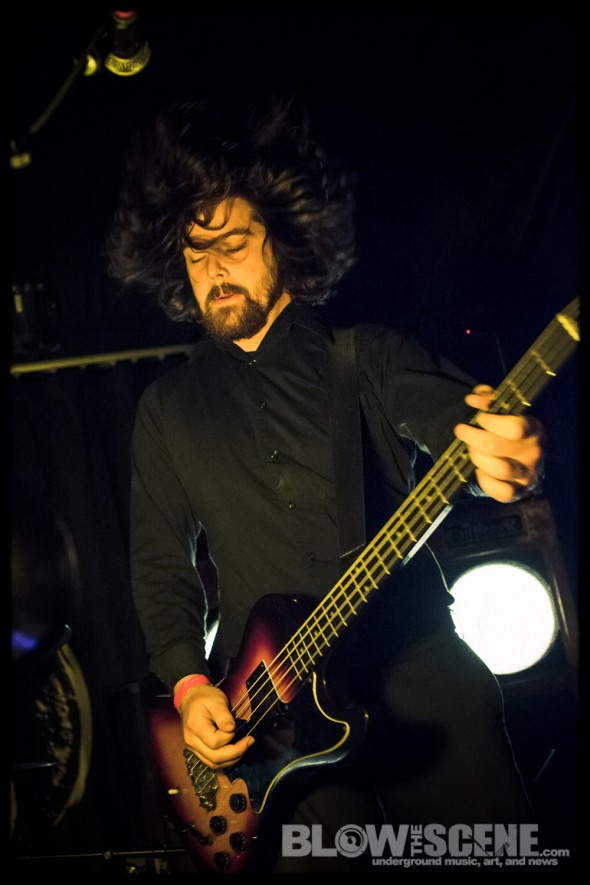 Young-Widows-band-019