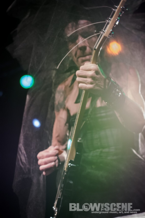 Live-Not-On-Evil-band-010