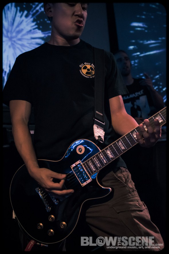 White-Widows-Pact-band-023