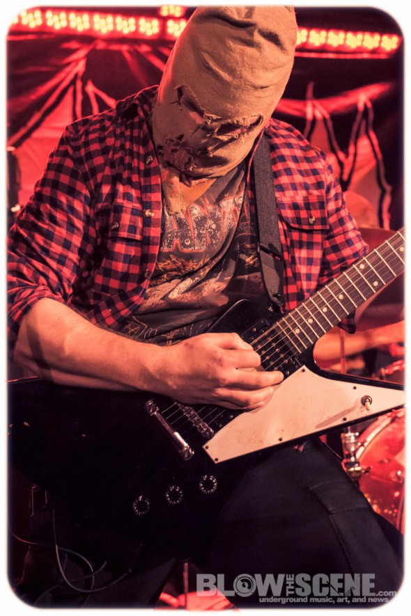 Black-Anvil-band-013