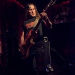 Die-Choking-band-045