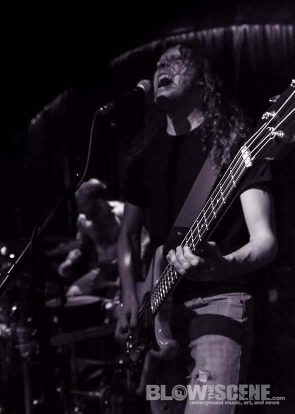 Die-Choking-band-009