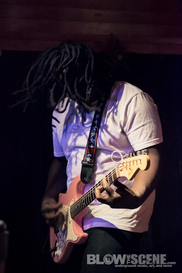 Hate-and-War-band-014