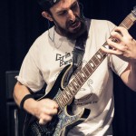 Die Choking-band-004