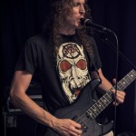 Die Choking-band-011