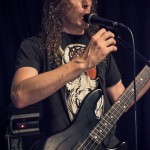 Die Choking-band-020
