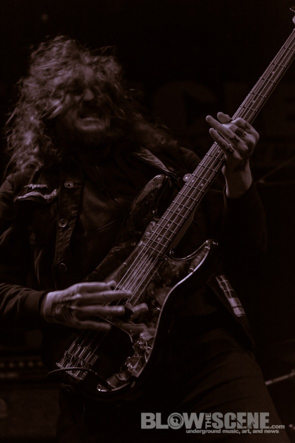 Krieg-band-004