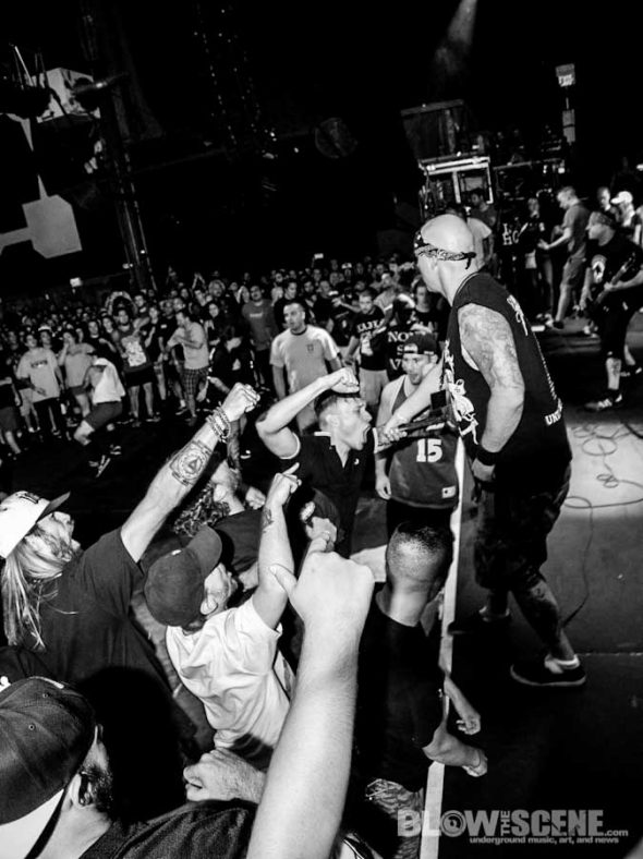 all out war this is hardcore-2